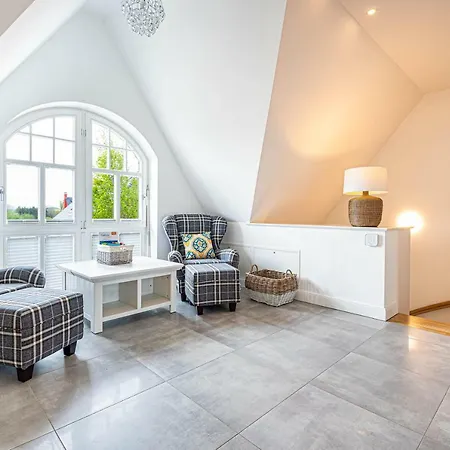 Landhaus Dune / Nr.6 بيت للعطل